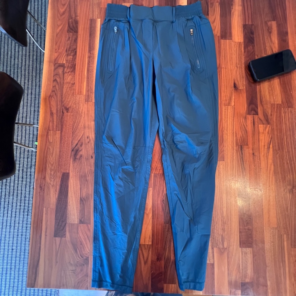 Lululemon Right Round Pants